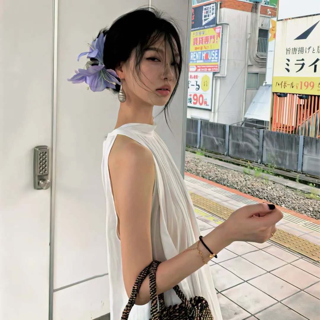 报告女帝,你夫君造反了